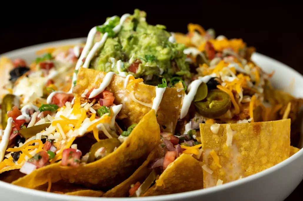 el patio: nachos